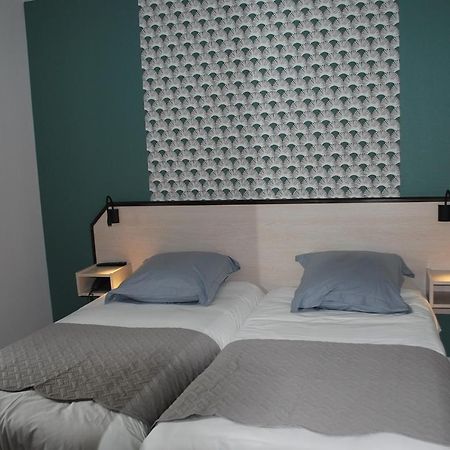 Hotel Des Voyageurs Bellevue-la-Montagne Екстериор снимка